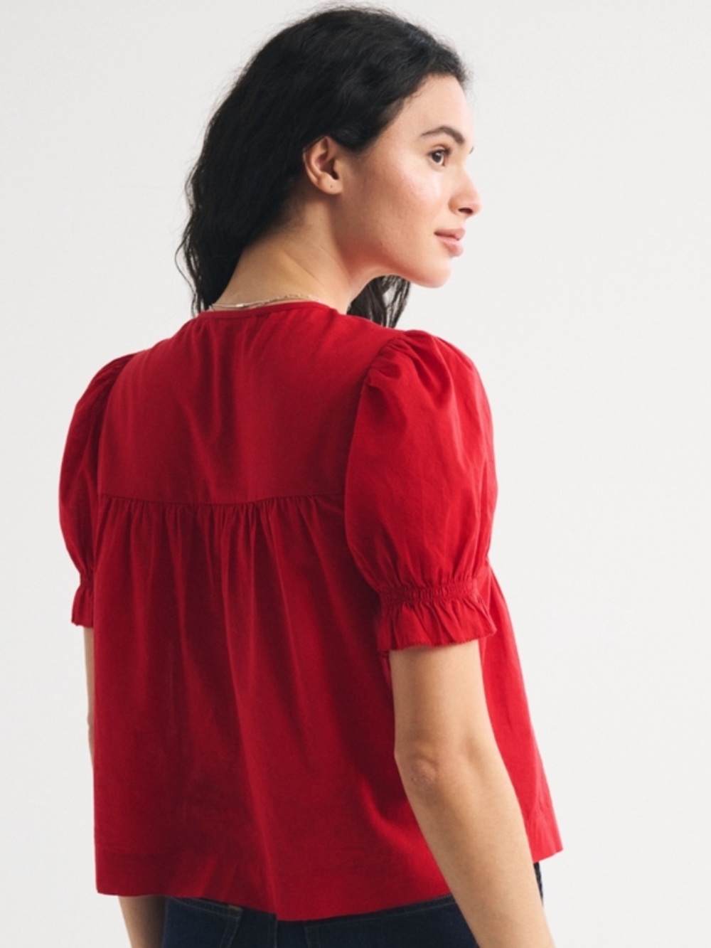 Red V-Neck Pintuck Puff Sleeve Blouse - Picture 3 of 4
